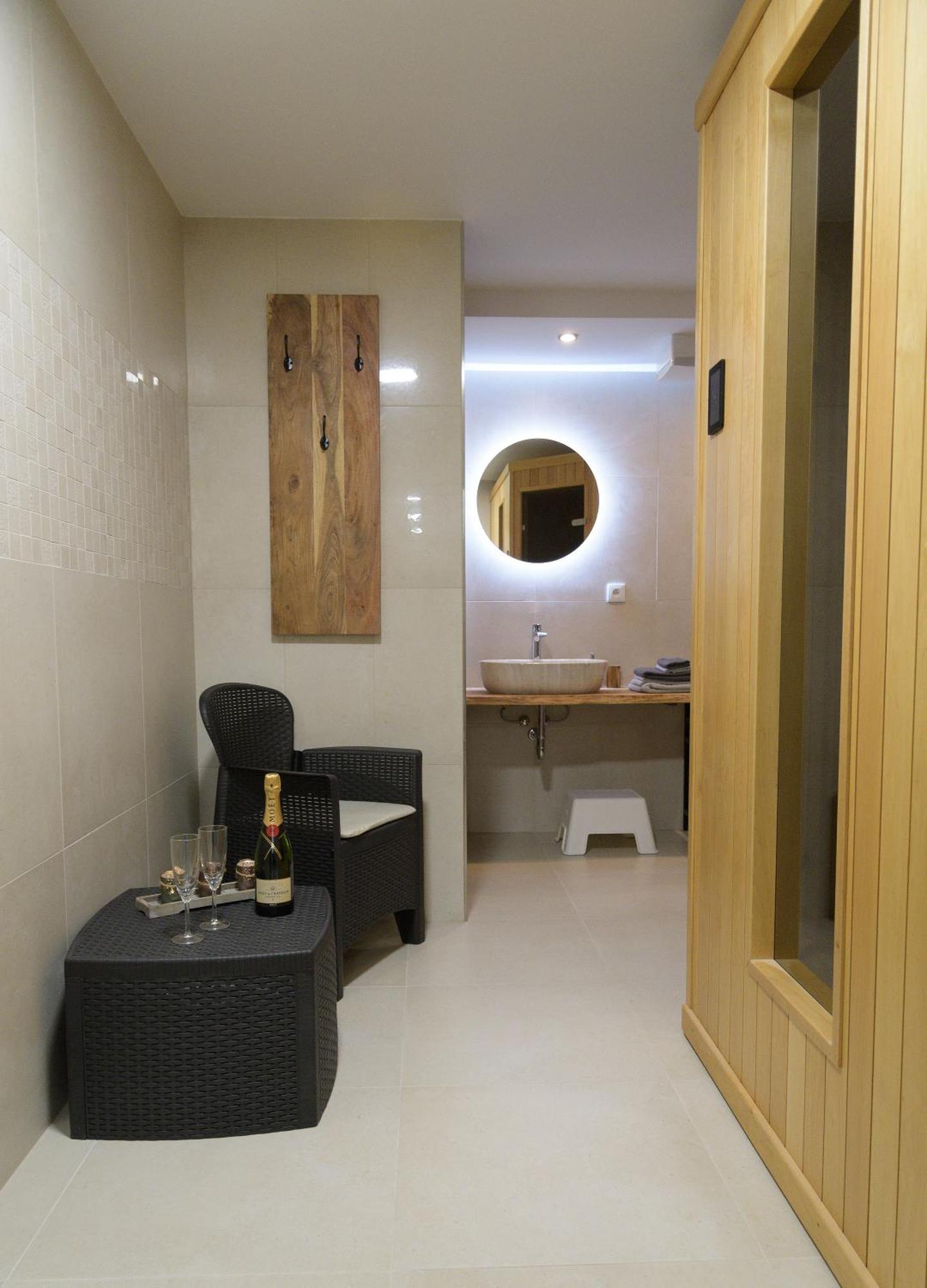 Apartmany Studenoff โรกีนีซ นัด ยีเซอโร ภายนอก รูปภาพ