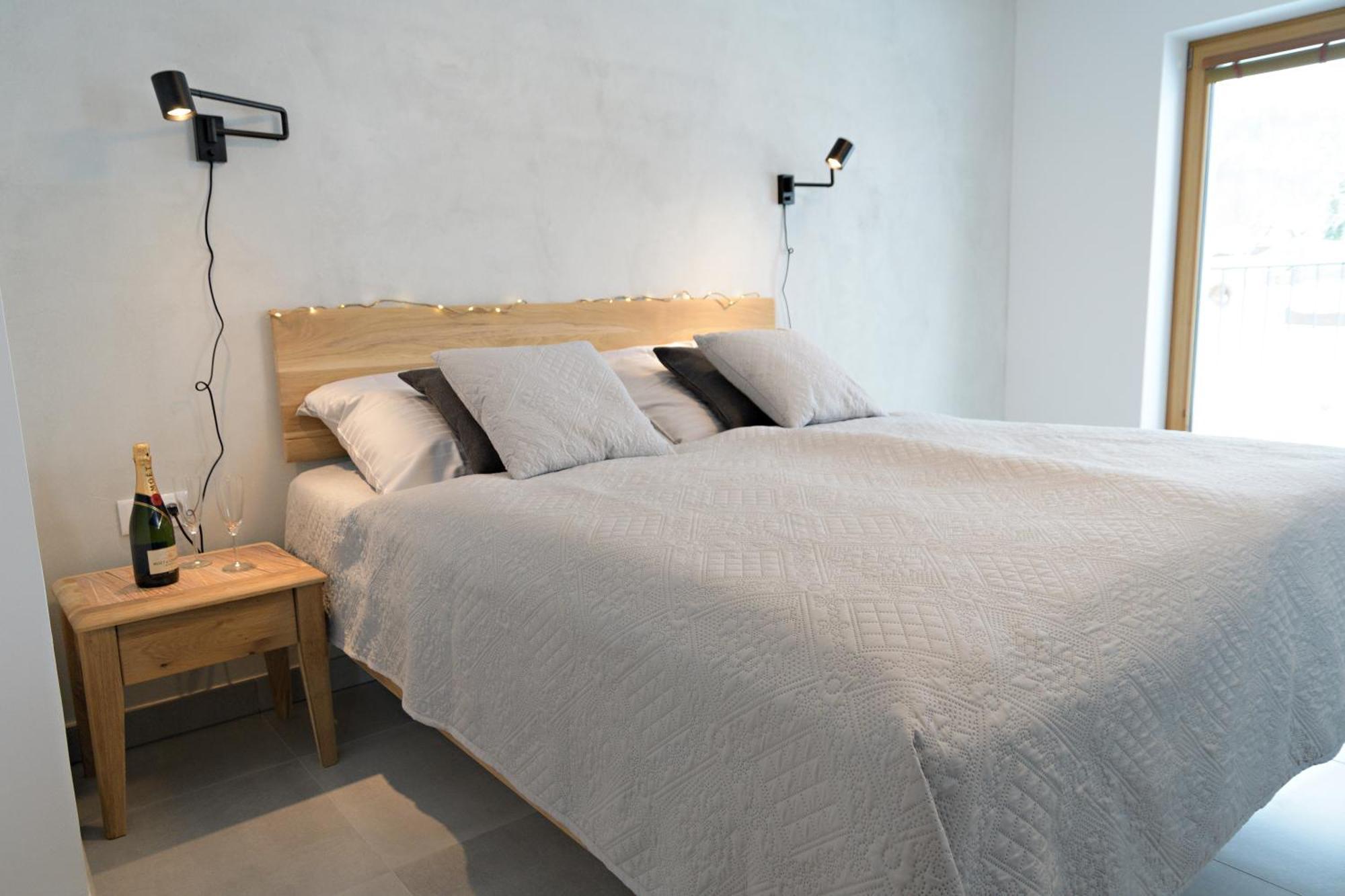 Apartmany Studenoff โรกีนีซ นัด ยีเซอโร ภายนอก รูปภาพ